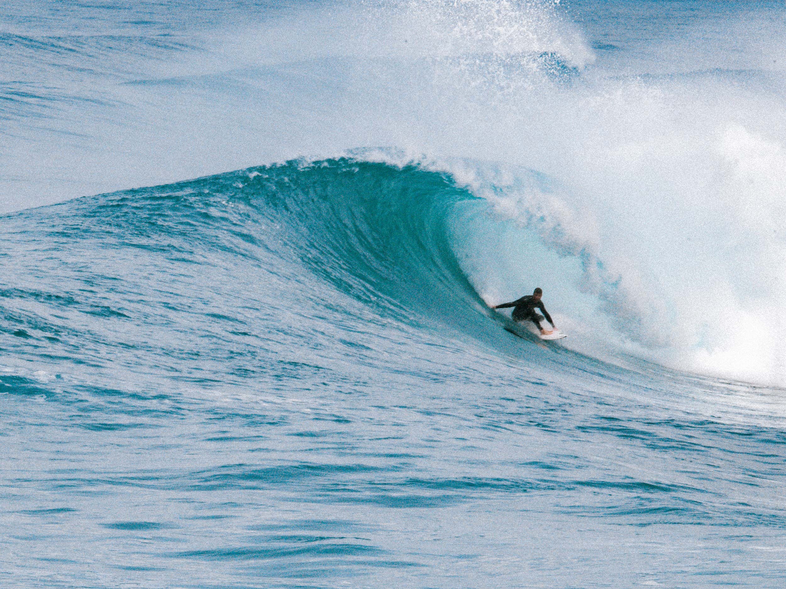 CHASING MISTRAL SWELLS IN SARDINIA
